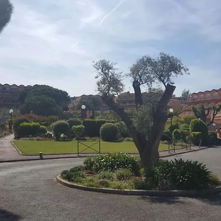 Velusine * Antibes